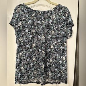 Loft Cap Sleeve Blue and White Floral Pullover Top Xs